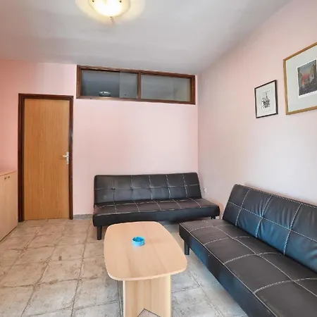 Apartman Fuer 6 Personen Ca 55 Qm In Banjole, Istrien Istrische Riviera